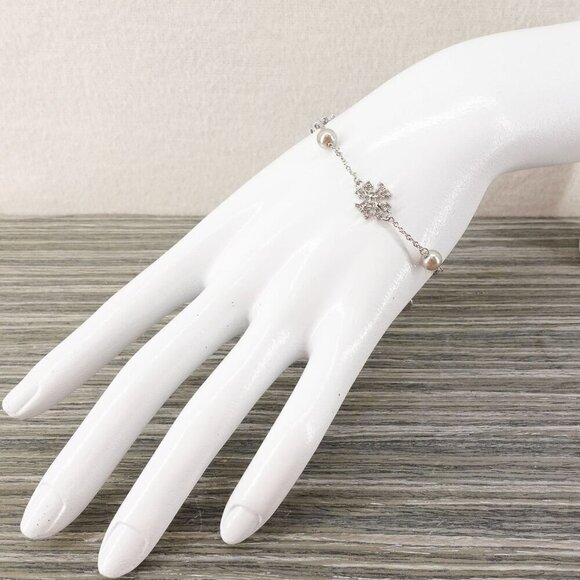 Tory Burch Gemstones and Pearl Bracelet Silver OS - Picture 6 of 16
